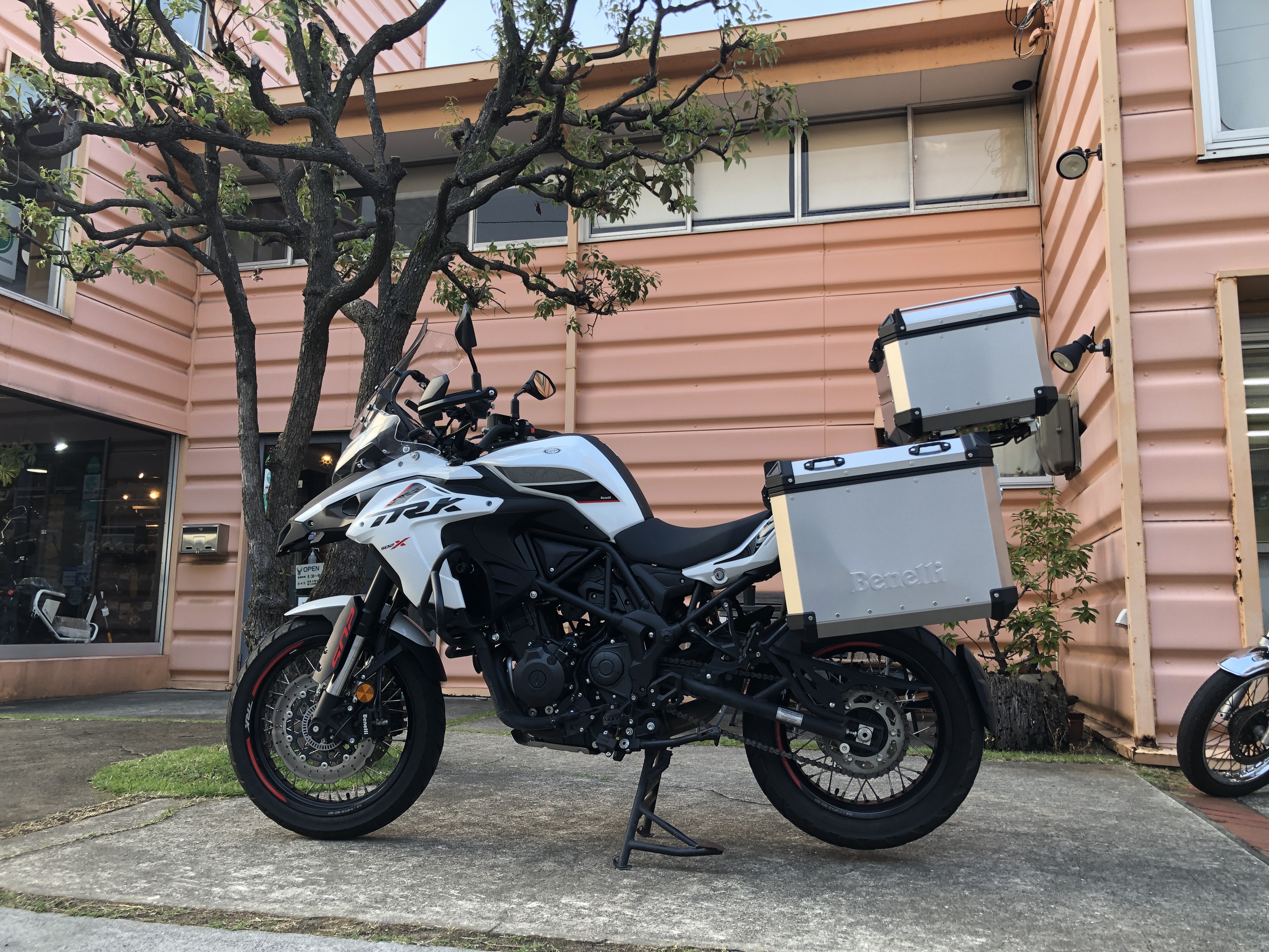 Benelli / TRK502X】パニアケースがオプションで選べるようになりまし