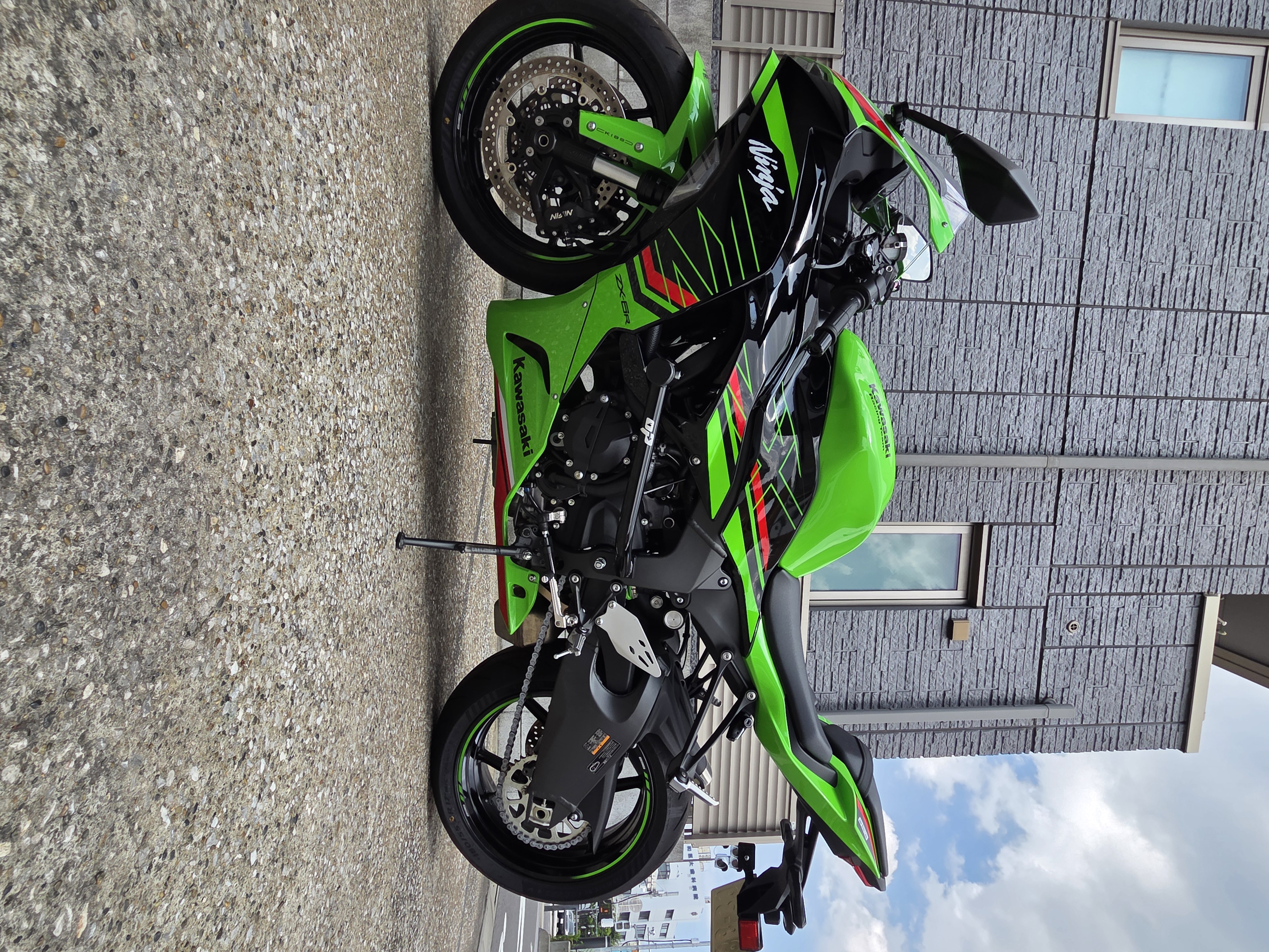 🏍️4気筒スーパースポーツの興奮を、この一台で！ Kawasaki ZX-6R